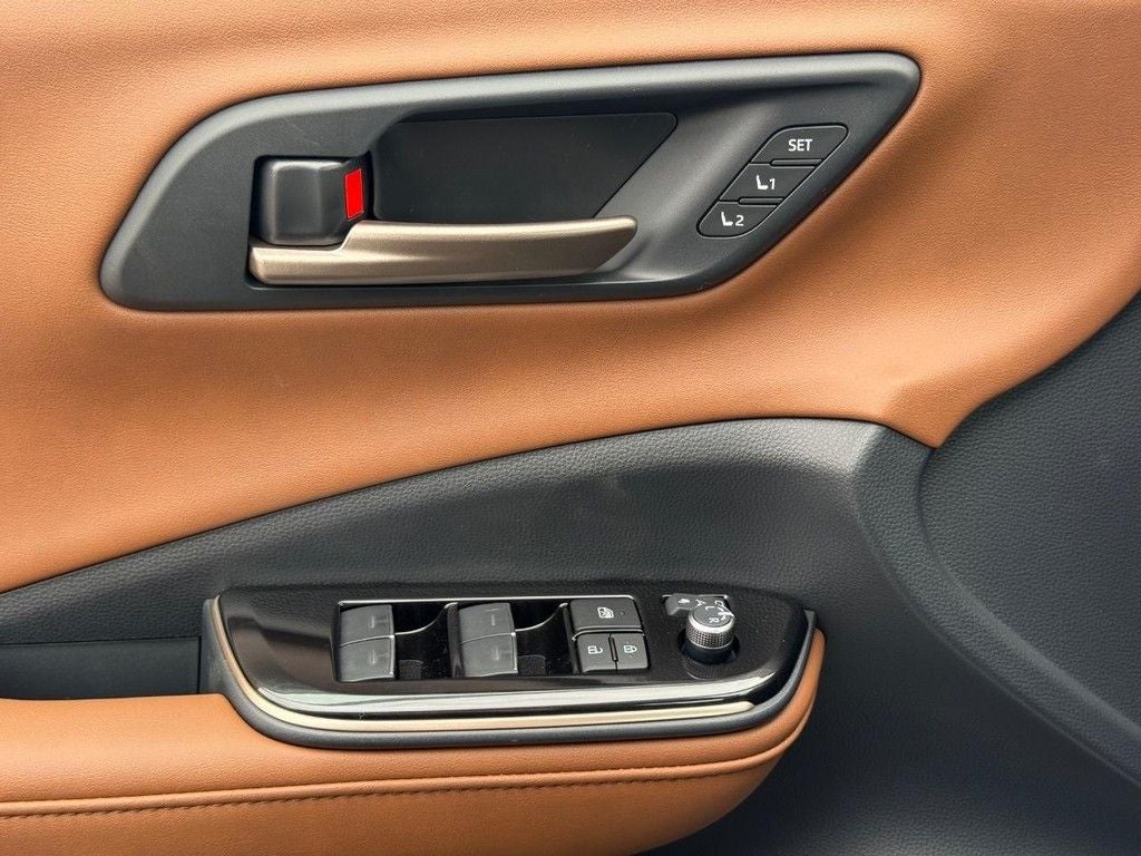 2026 Toyota Toyota Crown Signia XLE