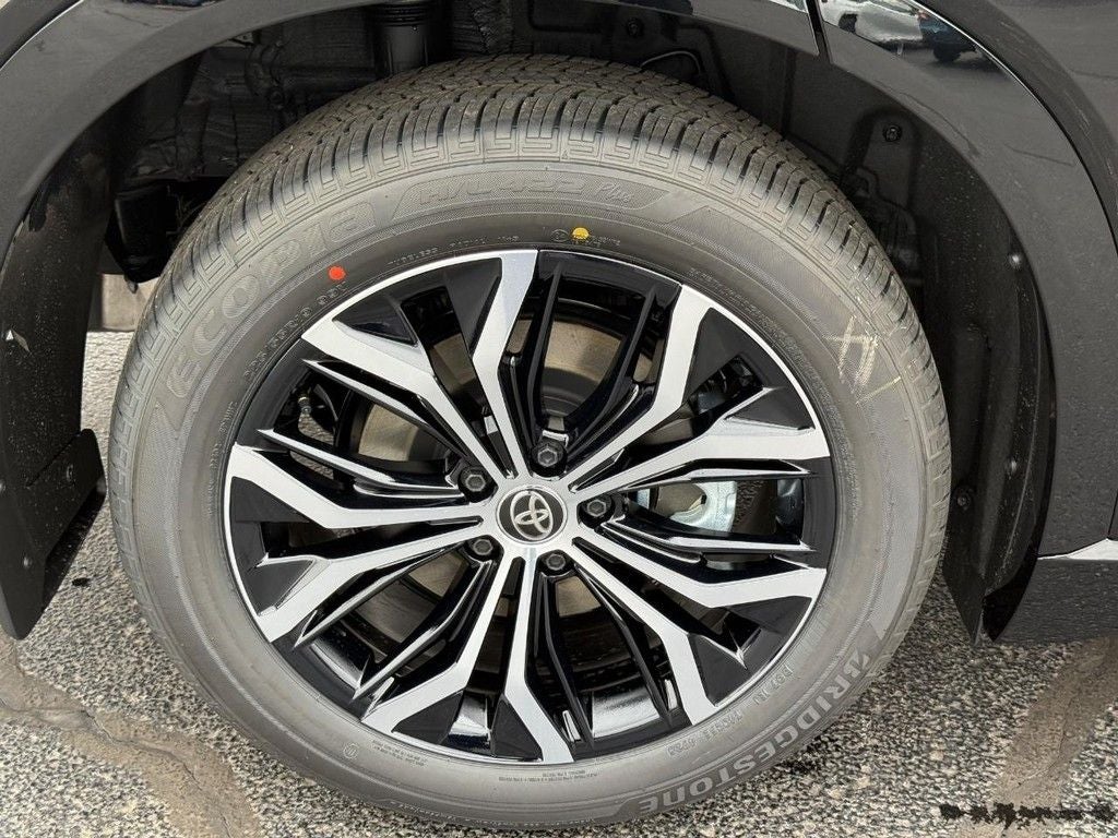 2026 Toyota Toyota Crown Signia XLE