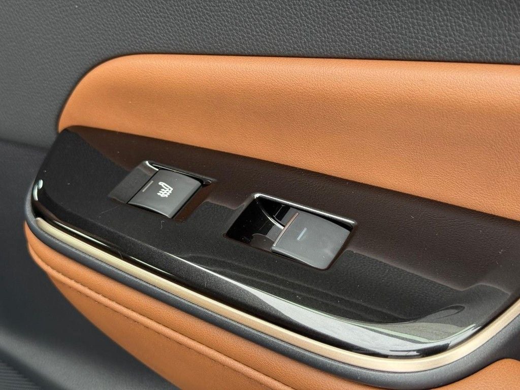 2026 Toyota Toyota Crown Signia XLE