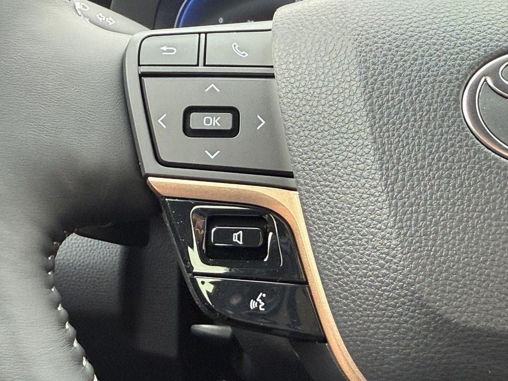 2026 Toyota Toyota Crown Signia XLE