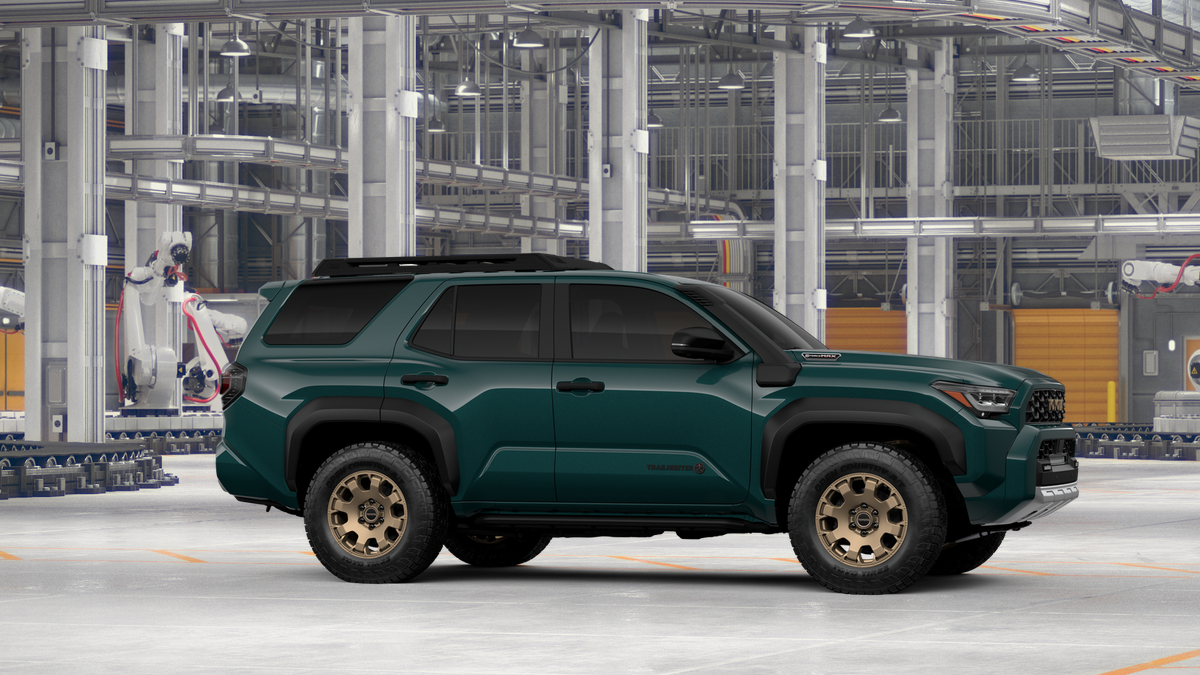 2026 Toyota 4Runner i-FORCE MAX 4Runner Trailhunter