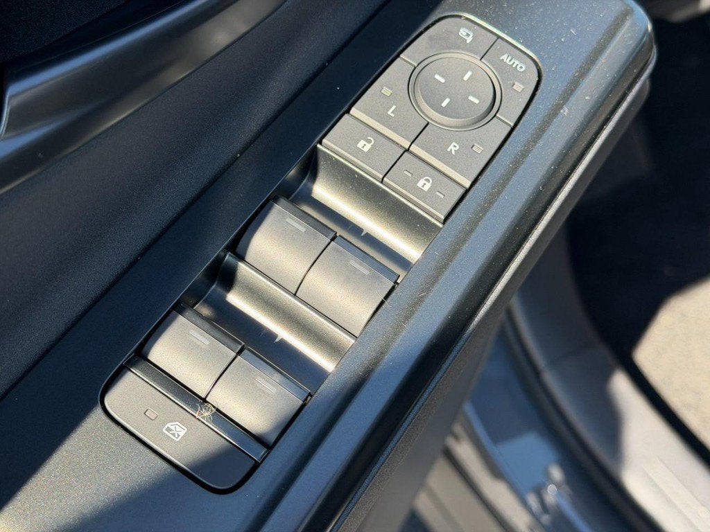 2026 Toyota bZ Woodland Premium