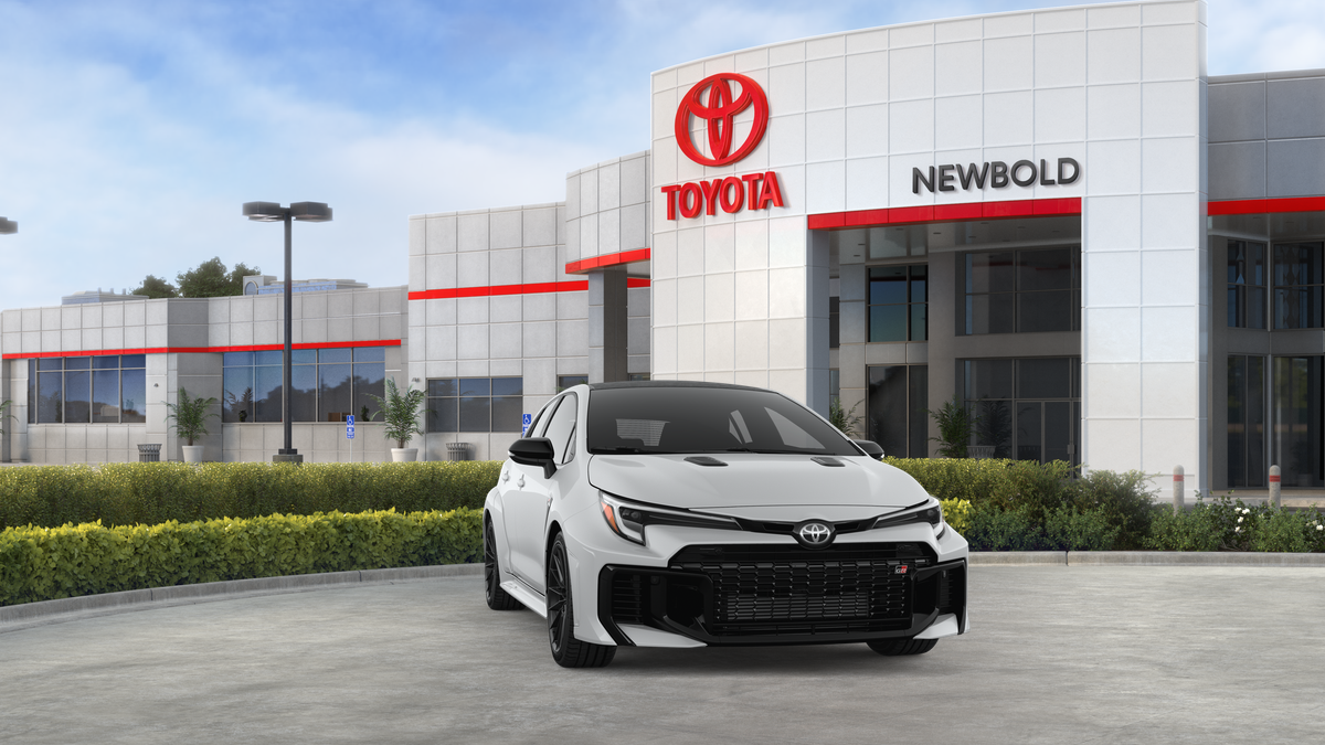 2026 Toyota GR Corolla Premium Plus MT