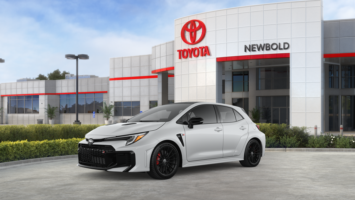 2026 Toyota GR Corolla Premium Plus MT