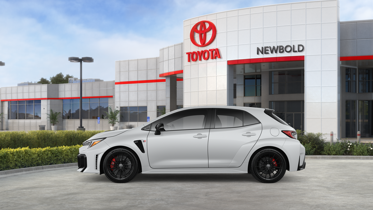 2026 Toyota GR Corolla Premium Plus MT