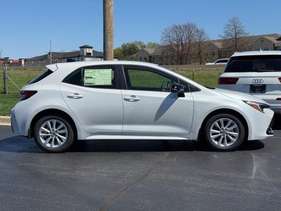 2026 Toyota Corolla Hatchback SE