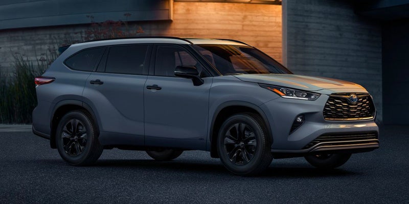 A grey 2024 Toyota Highlander